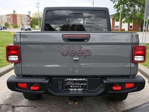 Used 2021 Jeep Gladiator Rubicon w/ Cold Weather Group AWD/4WD image 6