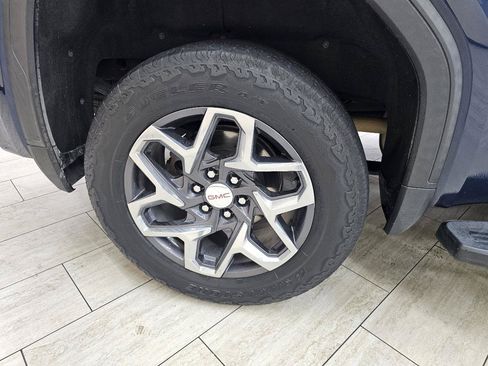 Used 2023 GMC Sierra 1500 SLT AWD/4WD image 41