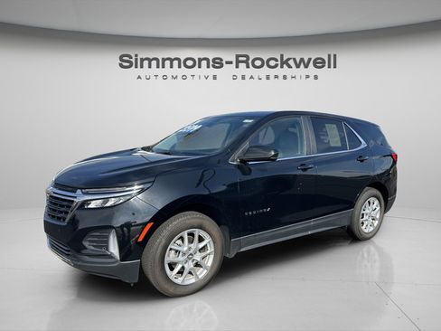 Used 2024 Chevrolet Equinox LT image 4