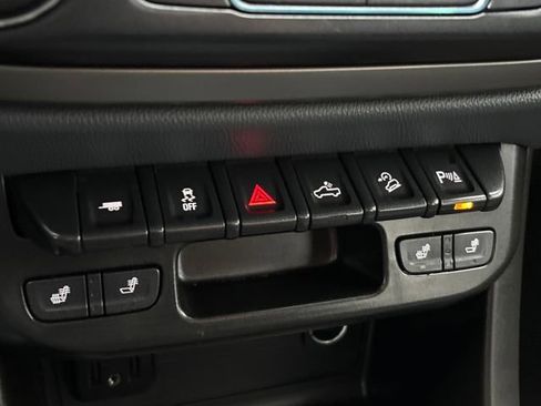 Used 2022 Chevrolet Colorado Z71 image 20