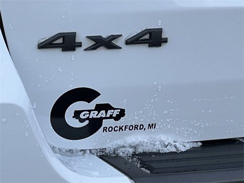 Used 2019 Jeep Grand Cherokee Trailhawk w/ Trailhawk Luxury Group image 2