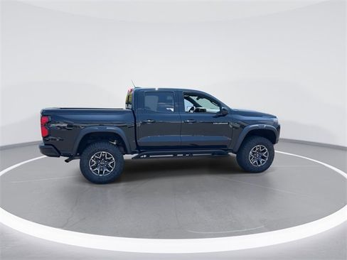 Used 2024 Chevrolet Colorado ZR2 w/ Technology Package image 9
