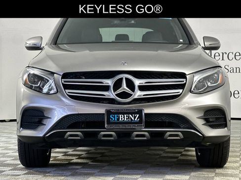 Used 2019 Mercedes-Benz GLC 300 4MATIC image 11