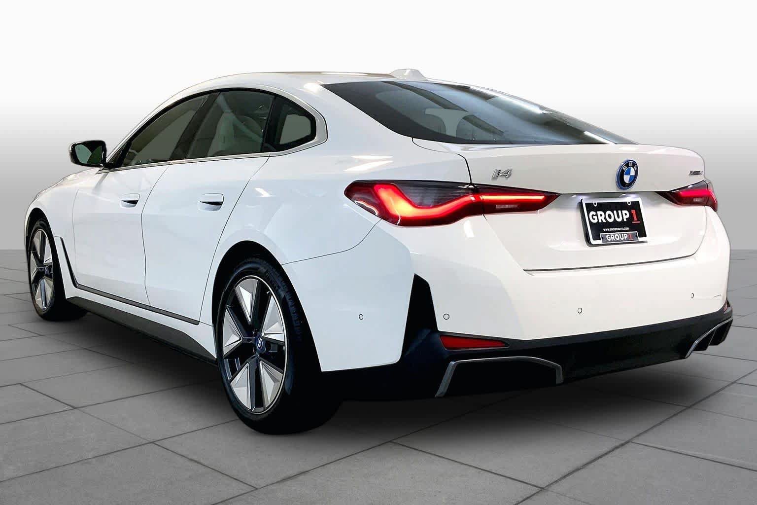 Used 2024 BMW i4 xDrive40i w/ Premium Package AWD/4WD image 11