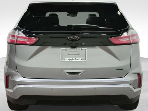 Certified 2024 Ford Edge SE w/ Black Appearance Package AWD/4WD image 5