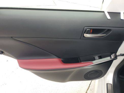 Used 2023 Lexus IS 300 w/ Comfort Package image 14