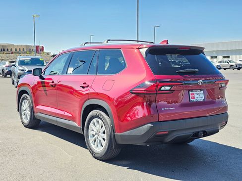 New 2026 Toyota Grand Highlander AWD Hybrid image 3