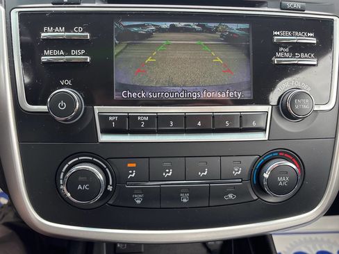 Used 2017 Nissan Altima 2.5 S w/ Power Driver Seat Package FWD image 24