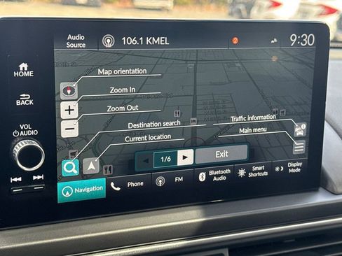 Certified 2023 Honda Pilot Touring image 21