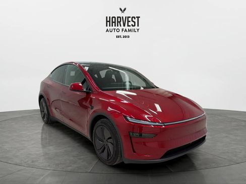 Used 2026 Tesla Model Y Long Range AWD/4WD image 10