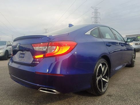 Used 2018 Honda Accord Sport image 5