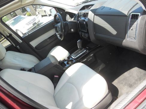 Used 2010 Mercury Mariner Premier AWD/4WD image 13