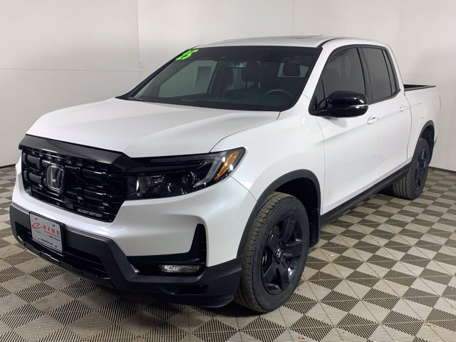 Used 2025 Honda Ridgeline Black Edition image 12