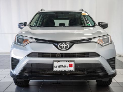 Used 2016 Toyota RAV4 LE AWD/4WD image 2