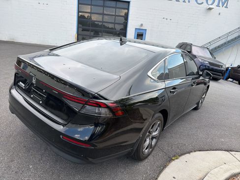 Used 2024 Honda Accord EX image 12