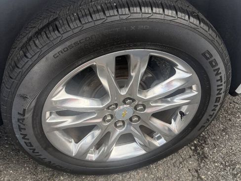 Used 2018 Chevrolet Traverse High Country AWD/4WD image 17