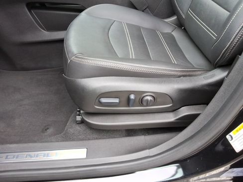 Certified 2024 GMC Terrain Denali w/ Denali Premium Package AWD/4WD image 24
