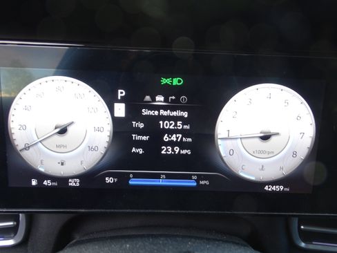 Certified 2024 Hyundai Elantra SEL w/ Convenience Package FWD image 8