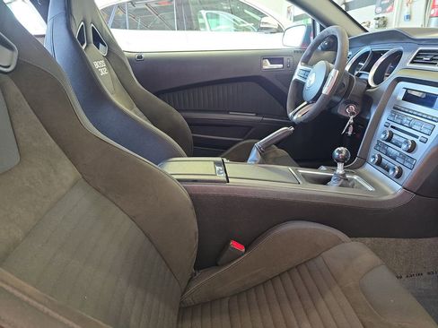 Used 2012 Ford Mustang Boss 302 w/ Boss 302 Accessory Pkg image 11