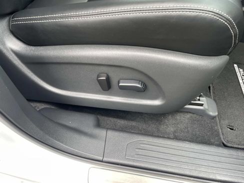 Used 2024 Nissan Murano SV w/ SV Midnight Edition Package FWD image 19