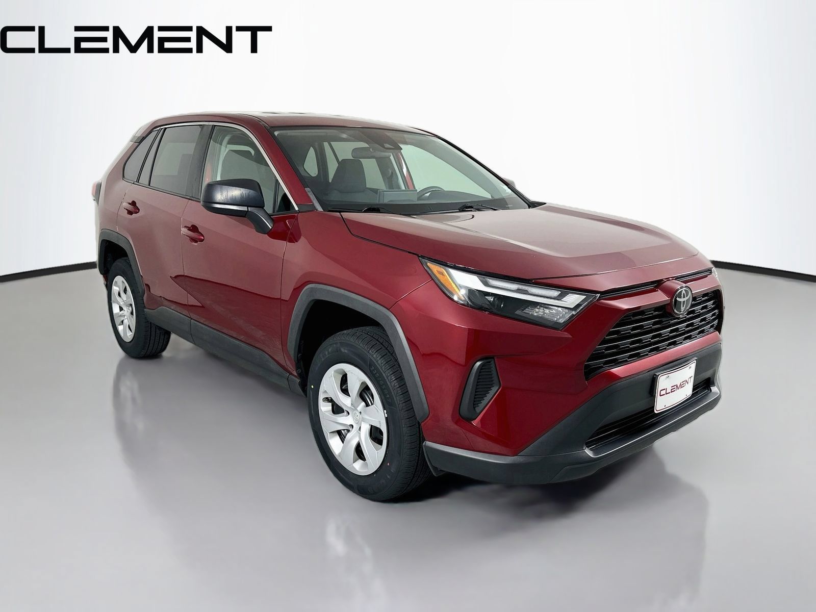 Used 2024 Toyota RAV4 LE FWD image 5