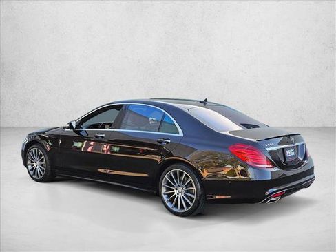 Used 2017 Mercedes-Benz S 550 Sedan image 8