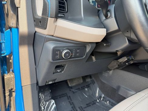 Used 2022 Ford Bronco Wildtrak AWD/4WD image 19