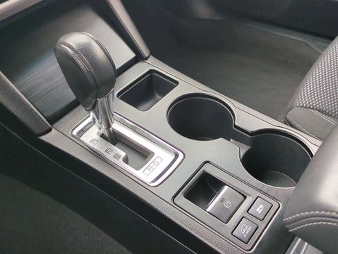 Used 2019 Subaru Outback 2.5i Premium image 29