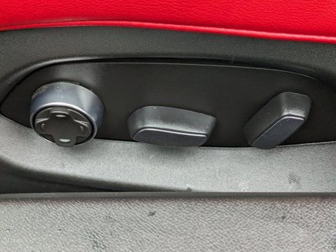 Used 2022 Chevrolet Corvette Stingray Premium Conv w/ Z51 Performance Package image 13