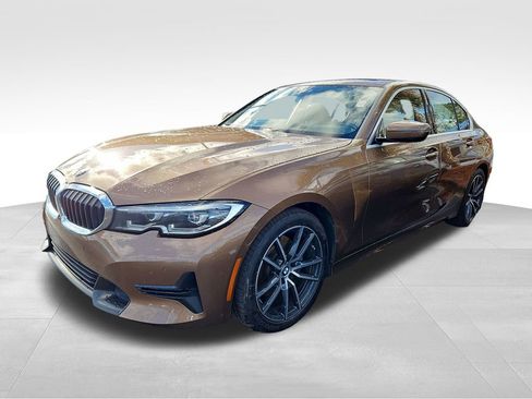 Used 2019 BMW 330i Sedan w/ Premium Package image 3