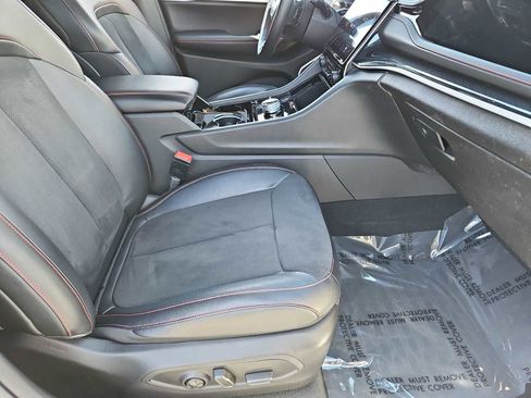 Used 2022 Jeep Grand Cherokee Trailhawk w/ Luxury Tech Group III image 22