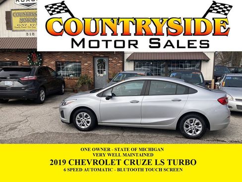 Used 2019 Chevrolet Cruze LS w/ LS Fleet Convenience Package image 1