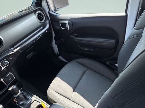 Used 2023 Jeep Wrangler Sport image 20