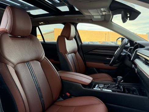 Used 2024 MAZDA CX-50 Meridian Edition w/ Apex Package image 41