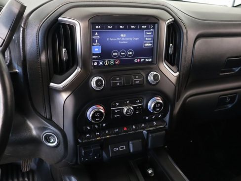 Used 2021 GMC Sierra 1500 AT4 w/ AT4 Value Package image 5