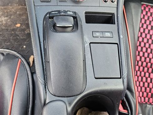 Used 2013 Lexus CT 200h image 16