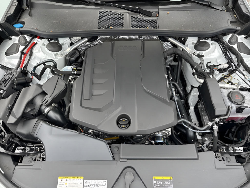 Certified 2025 Audi A5 Premium AWD/4WD image 38