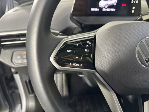 Used 2022 Volkswagen ID.4 Pro S w/ Gradient Package image 15