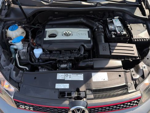 Used 2012 Volkswagen GTI 4-Door FWD image 10