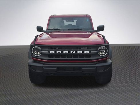 New 2025 Ford Bronco 4-Door w/ Sasquatch Package image 3