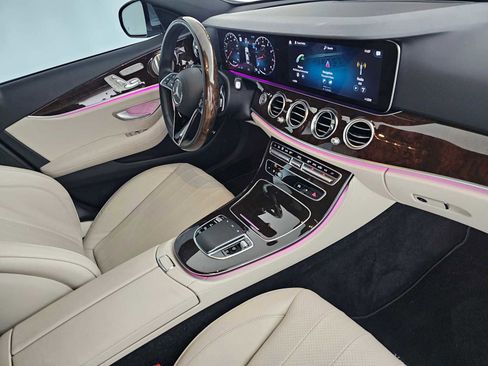 Used 2023 Mercedes-Benz E 350 Sedan image 11