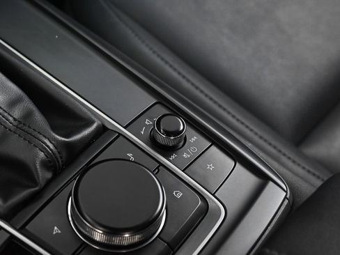 Used 2021 MAZDA CX-30 FWD 2.5 S w/ Select Package image 29