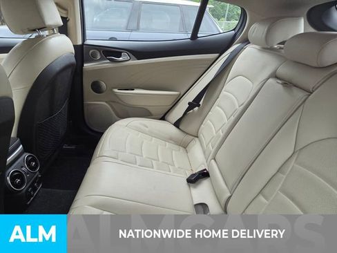 Used 2023 Kia Stinger GT2 AWD/4WD image 4