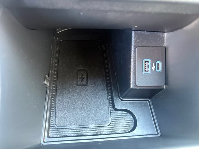 Used 2024 Ford Edge SEL w/ Convenience Package AWD/4WD image 19