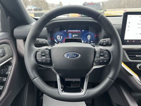 New 2026 Ford Explorer Platinum w/ LUX Leather Package image 13