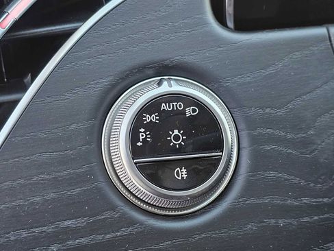 Used 2025 Mercedes-Benz E 450 E 450 image 33