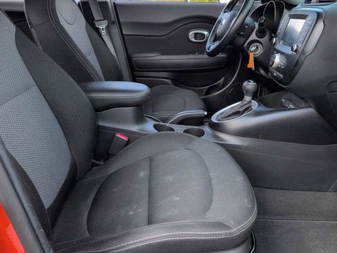 Used 2018 Kia Soul + image 21