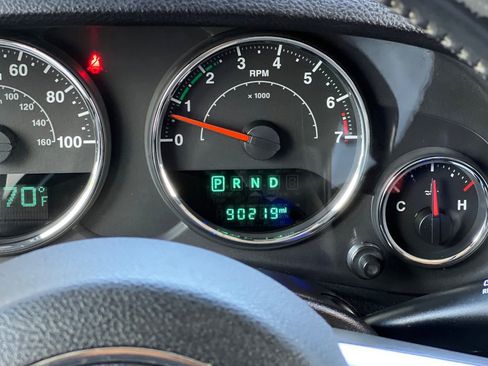 Used 2017 Jeep Wrangler Unlimited Sport AWD/4WD image 23