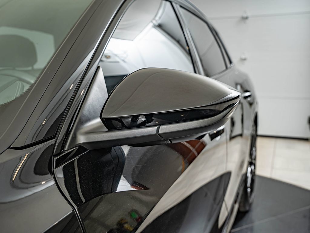 Certified 2024 Audi Q8 e-tron Prestige w/ Prestige Package AWD/4WD image 9