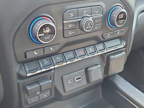 Used 2020 Chevrolet Silverado 1500 LT Trail Boss AWD/4WD image 41